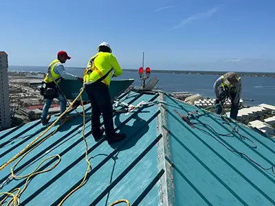 Commercial-residential-roofing-contractor-About-1