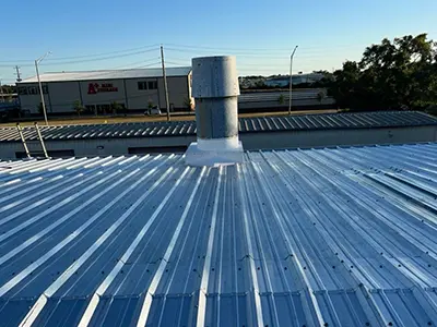 Commercial-residential-roofing-contractor-metal-5