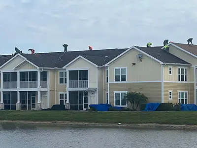 commercial-residential-roofing-contractor-shingles-4